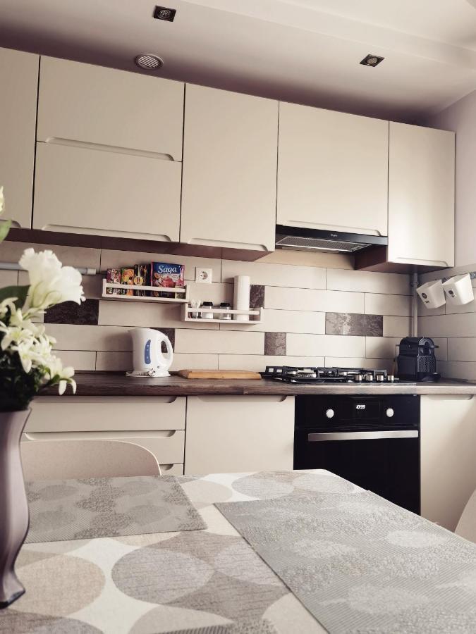 Lujzi Apartman Еґер Екстер'єр фото