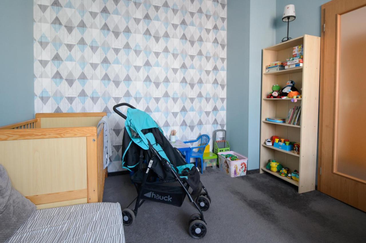 Lujzi Apartman Еґер Екстер'єр фото