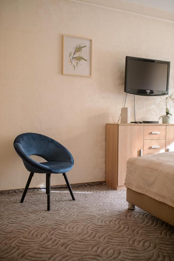 Lujzi Apartman Еґер Екстер'єр фото